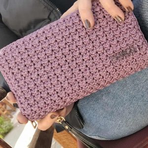 Πλεκτό μωβ πορτοφόλι με διπλό φερμουάρ