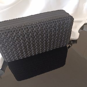 Χειροποίητο πλεκτό πορτοφόλι με διπλό φερμουάρ