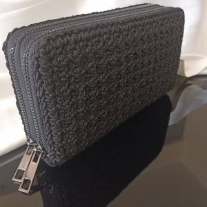 Χειροποίητο πλεκτό πορτοφόλι με διπλό φερμουάρ