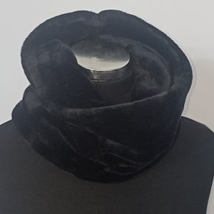 Χειροποίητο γούνινο κασκόλ λαιμός