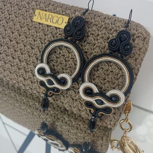 Χειροποίητα σουτάζ σκουλαρίκια σε μαύρο-χρυσό-εκρού