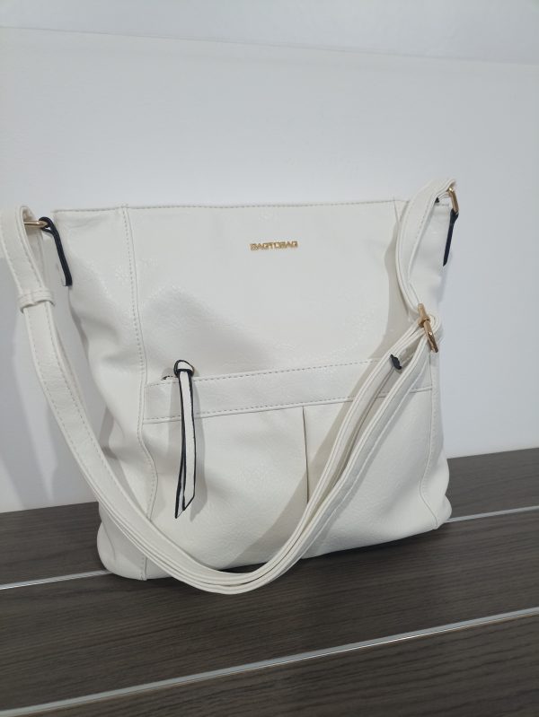 Γυναικεία λευκή τσάντα ώμου BAG TO BAG
