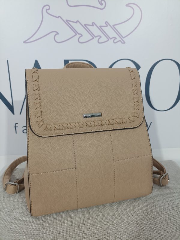 Γυναικείο σακίδιο πλάτης (backpack) BAG TO BAG σε μπεζ απόχρωση.Μία εξαιρετική τσάντα πλάτης που δεν θα θέλετε να αποχωριστείτε!