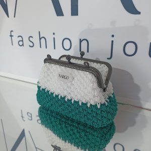 Alternative view of Πλεκτό vintage πορτοφόλι σμαραγδί-λευκό