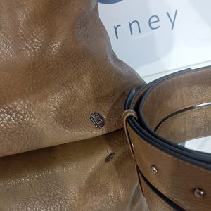 Γυναικεία oversized τσάντα ώμου / χειρός πουγκί - BAG TO BAG - σε καφέ απόχρωση