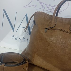 Γυναικεία oversized τσάντα ώμου / χειρός πουγκί - BAG TO BAG - σε καφέ απόχρωση