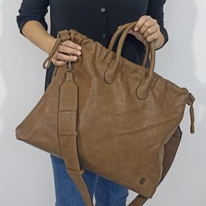Γυναικεία oversized τσάντα ώμου / χειρός πουγκί - BAG TO BAG - σε καφέ απόχρωση