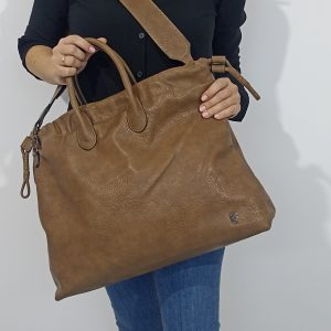 Γυναικεία oversized τσάντα ώμου / χειρός πουγκί - BAG TO BAG - σε καφέ απόχρωση