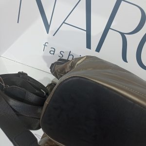 Γυναικεία τσάντα ώμου / χιαστί puffer σε μπεζ καφέ απόχρωση