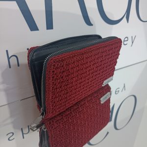 Χειροποίητο μεγάλο πλεκτό πορτοφόλι σε μπορντό απόχρωση