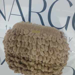 Χειροποίητη πλεκτή puffy bag!!!