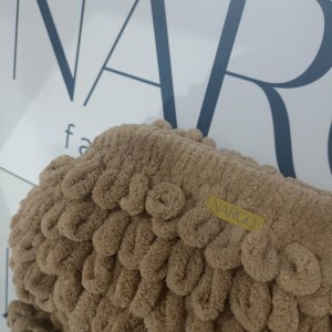 Χειροποίητη πλεκτή puffy bag!!!