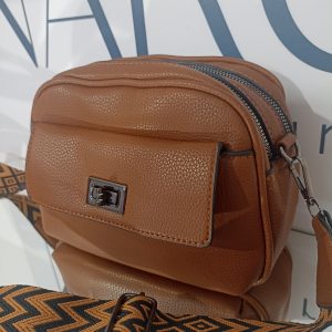 Γυναικεία τσάντα χιαστί σε καφέ ταμπά απόχρωση