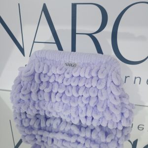 Χειροποίητη puffy τσάντα χειρός (puffy bag), τύπου clutch σε μωβ λιλά.