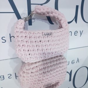 Χειροποίητη πλεκτή τσάντα χειρός σε ροζ απόχρωση