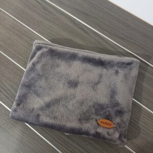 Χειροποίητο γούνινο κασκόλ περιλαίμιο σε γκρι-μπεζ