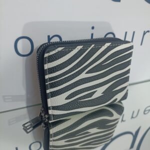 Γυναικείο ασπρόμαυρο πορτοφόλι με animal print Zebra