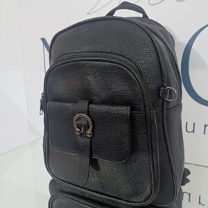 Γυναικείο μαύρο σακίδιο πλάτης (backpack) με μαύρα μεταλλικά στοιχεία!