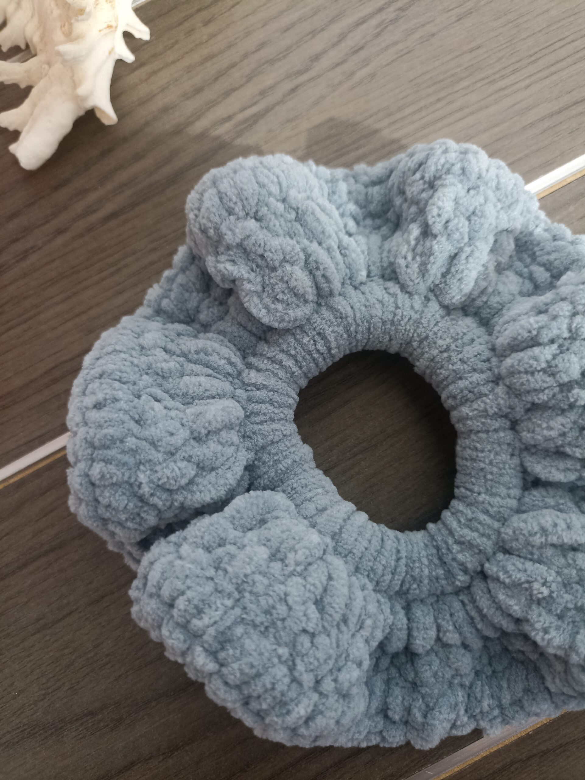 Πλεκτό βελούδινο scrunchie
