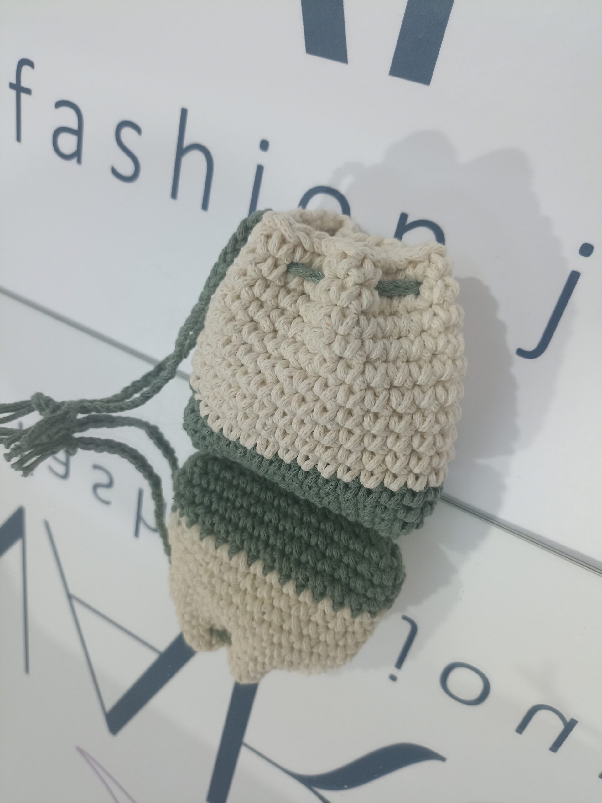 Χειροποίητο Πλεκτό Mini Pouch για μικροαντικείμενα