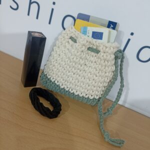 Πλεκτό Mini Pouch για μικροαντικείμενα - Χακί και μπεζ (10x10εκ)